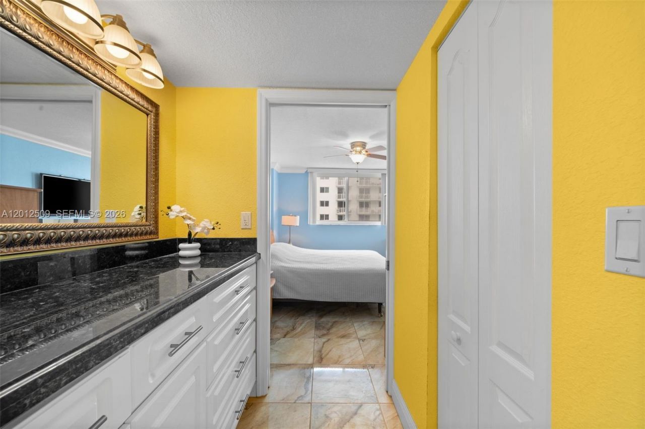 401 Ocean Dr, Unit 509, Miami Beach, FL 33139 Photo