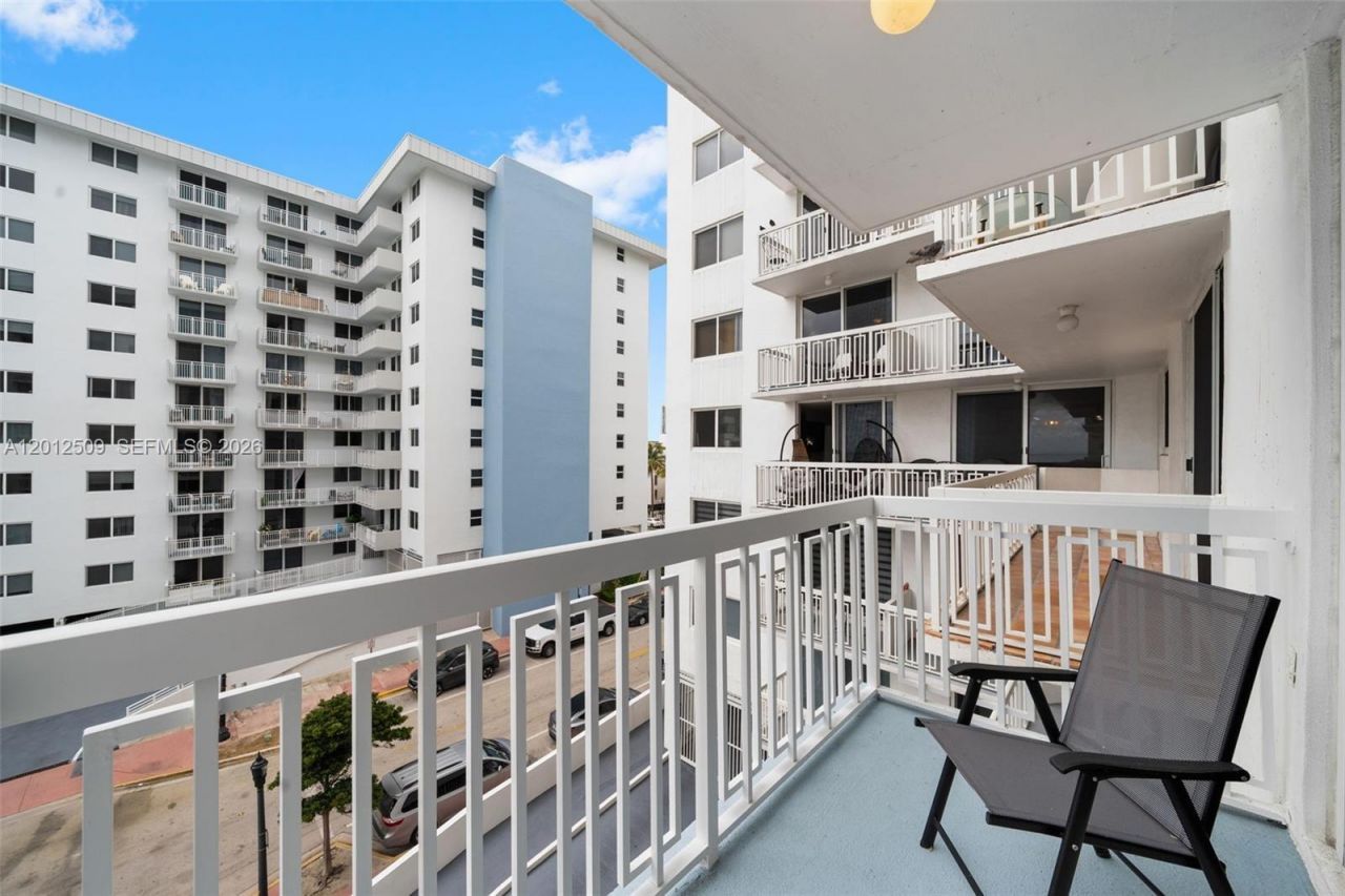 401 Ocean Dr, Unit 509, Miami Beach, FL 33139 Photo