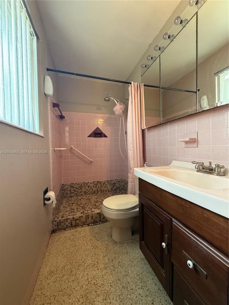 399 W 12th St , Hialeah, FL 33010 Photo