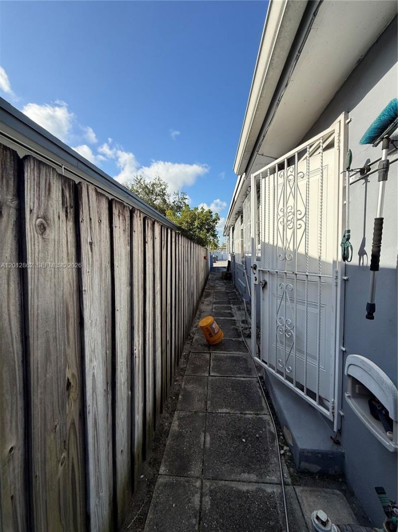 399 W 12th St , Hialeah, FL 33010 Photo