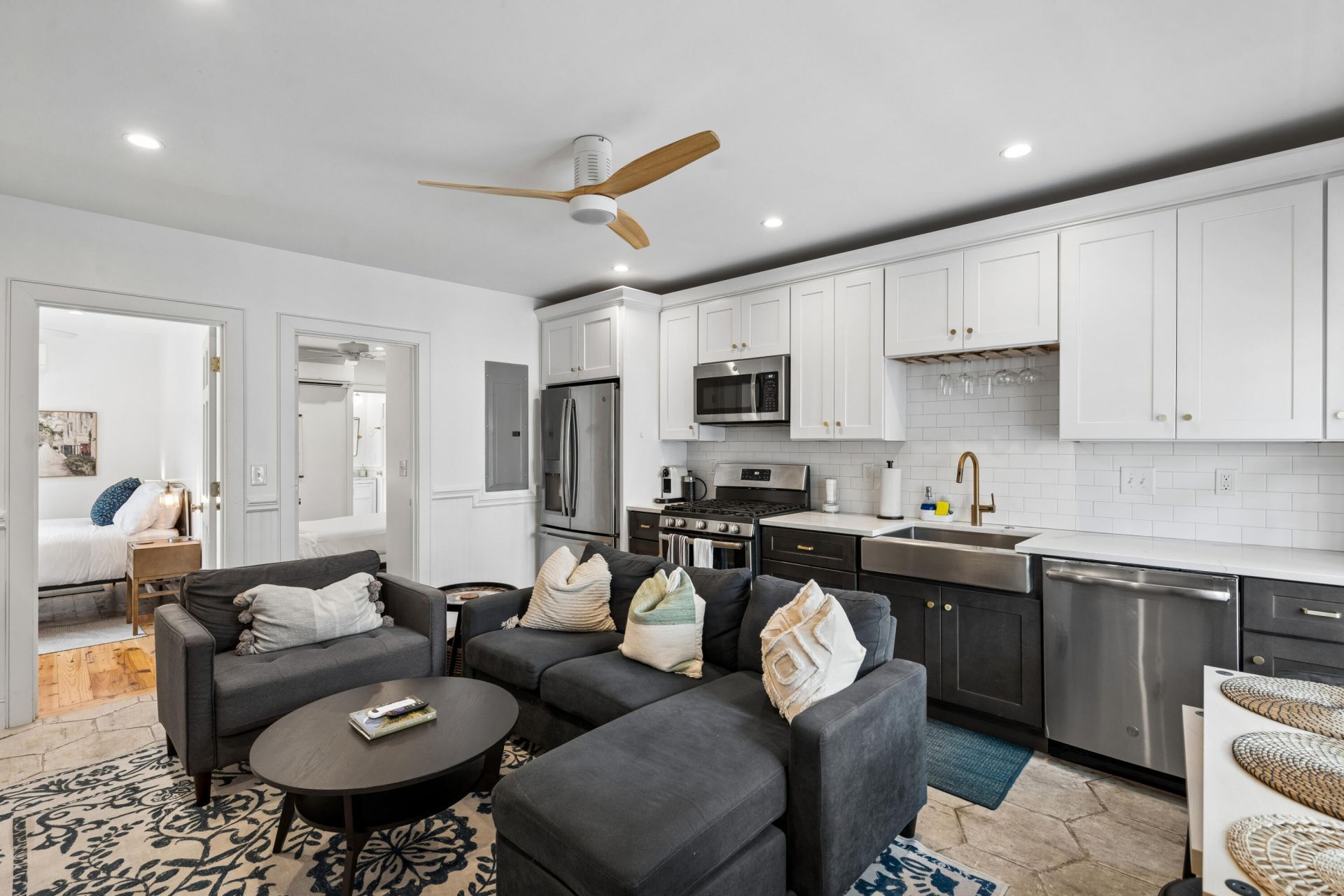 7 Kyle Place Photo 36