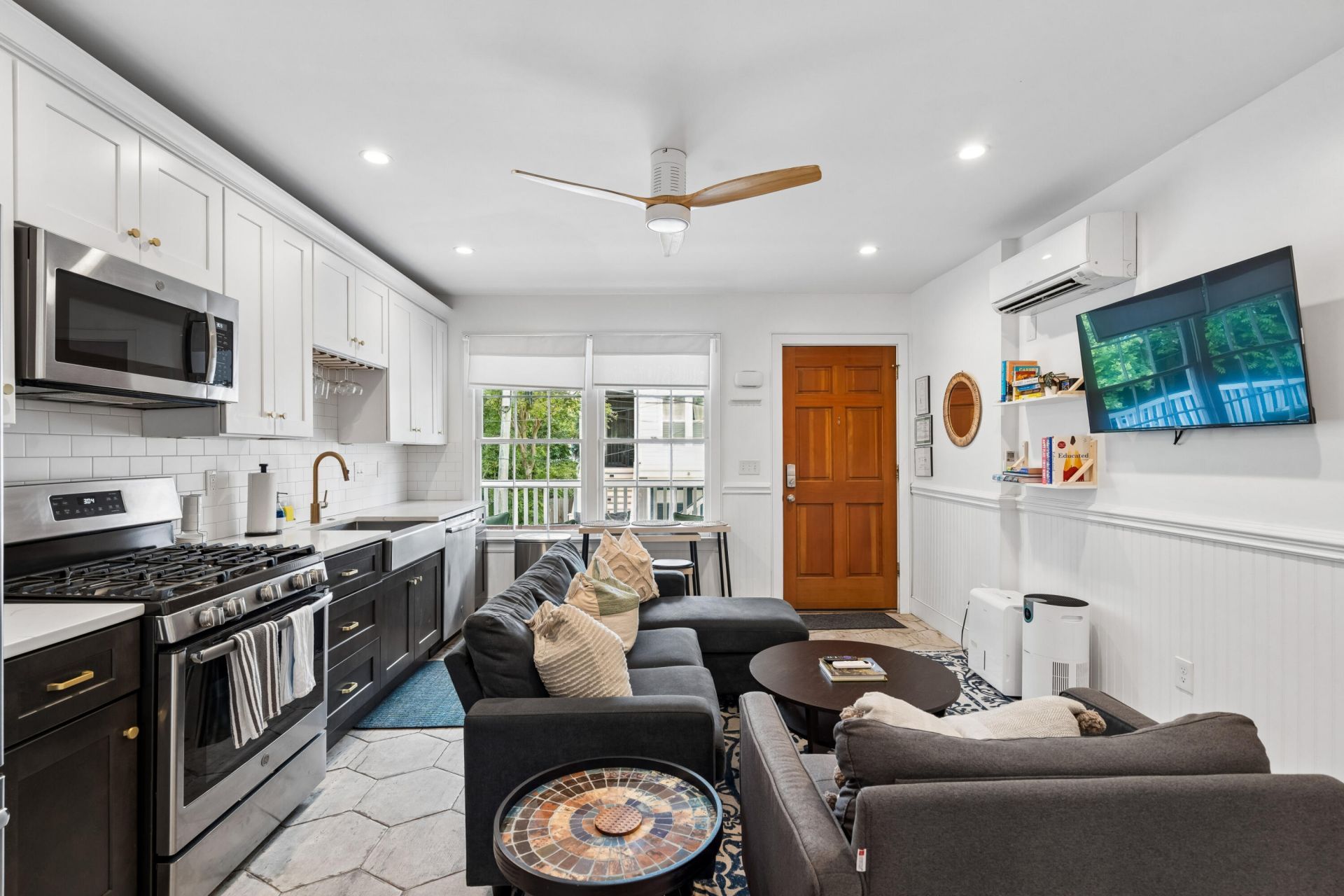 7 Kyle Place Photo 38