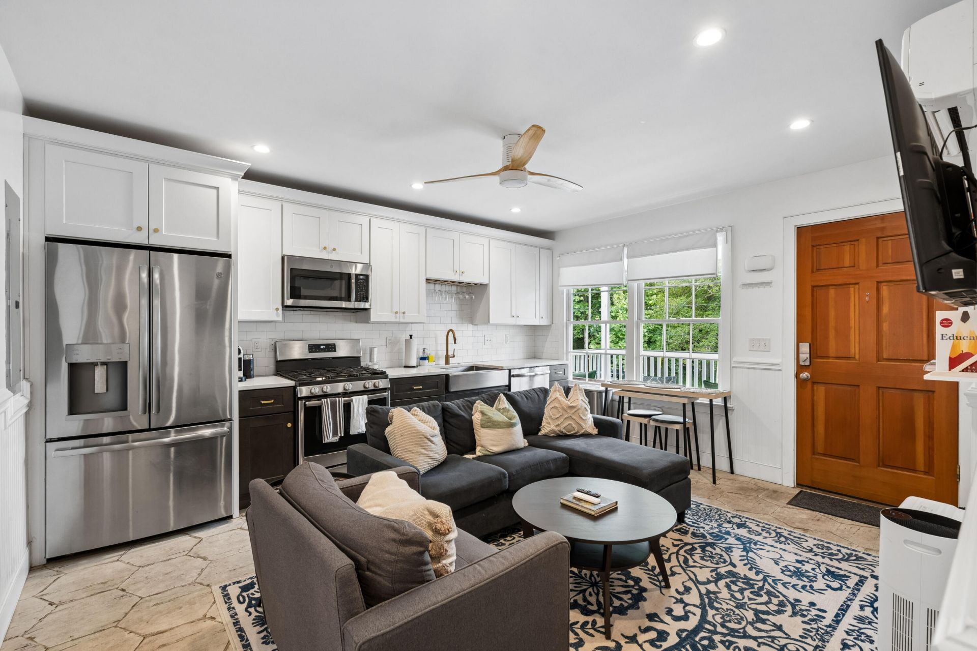 7 Kyle Place Photo 39