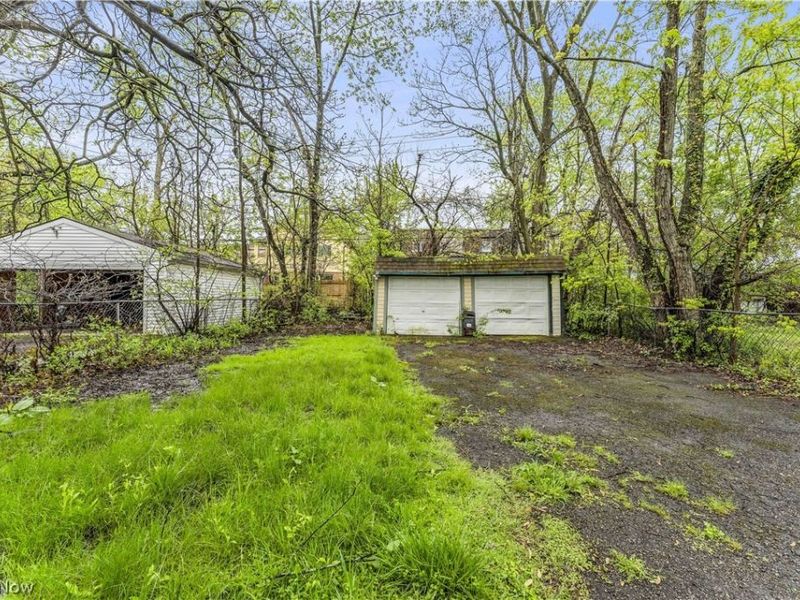 3293 E 139th Street, Cleveland, OH 44120 Photo 9