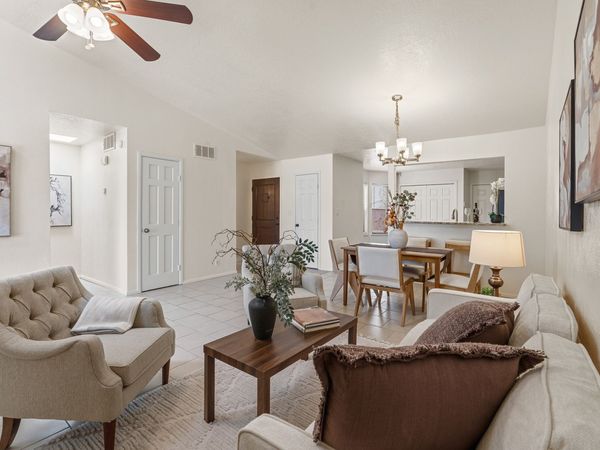 2502 Calle De Rincon Bonito , Santa Fe, NM 87505