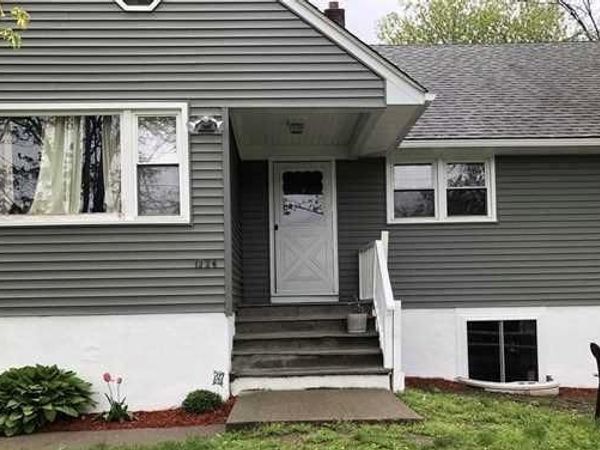1224 RT 9G , Hyde Park, NY 12538