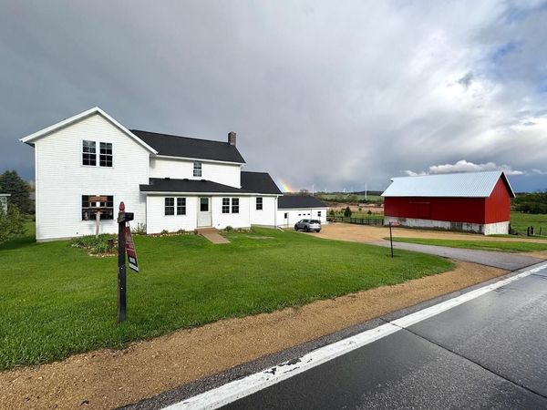 N8550 State Road 44, Pardeeville, WI 53954
