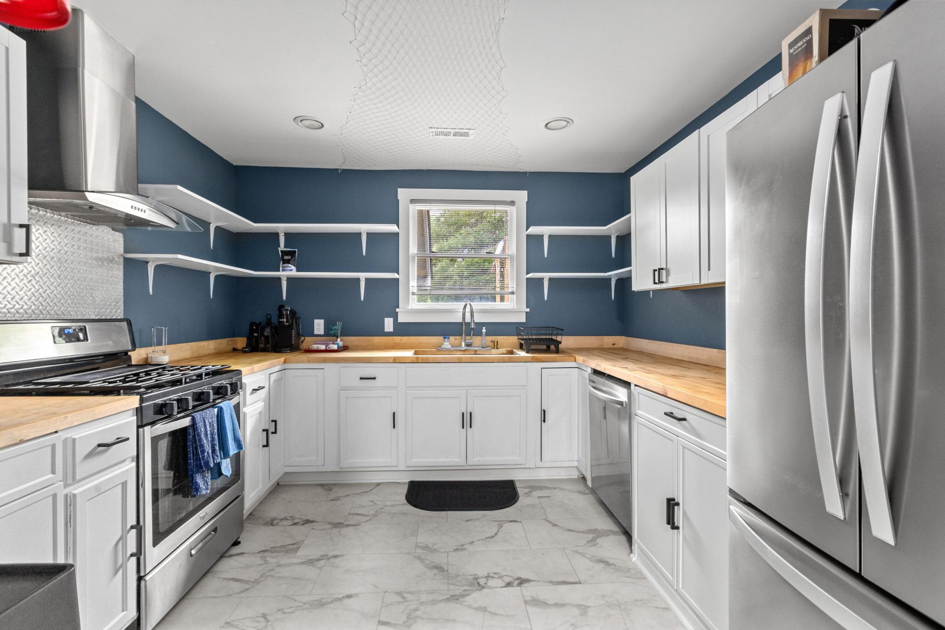 1135 Greenhill Road Photo 10