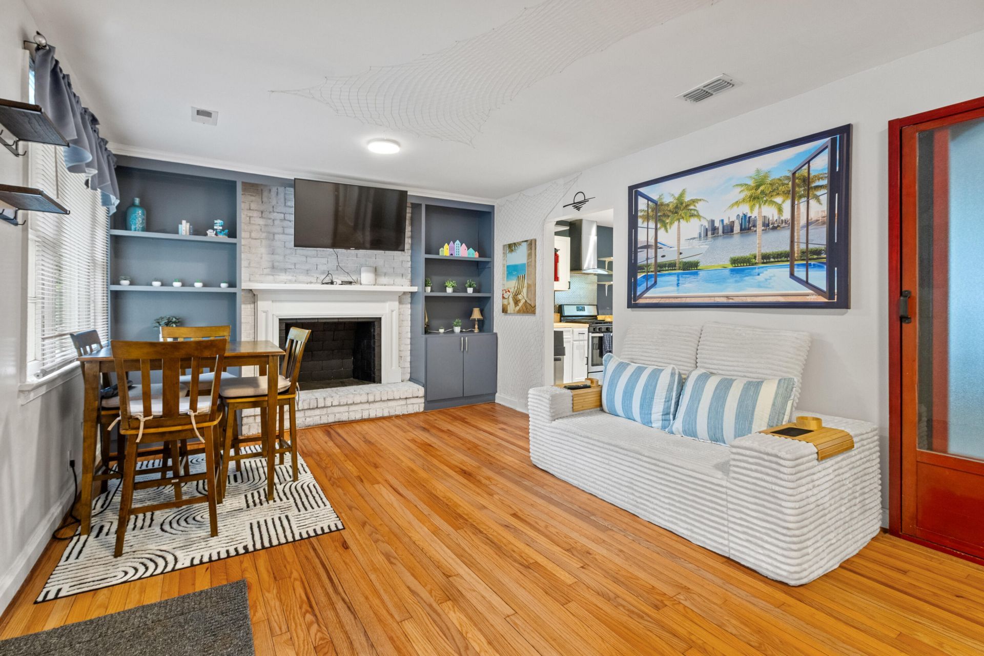 1135 Greenhill Road Photo 4