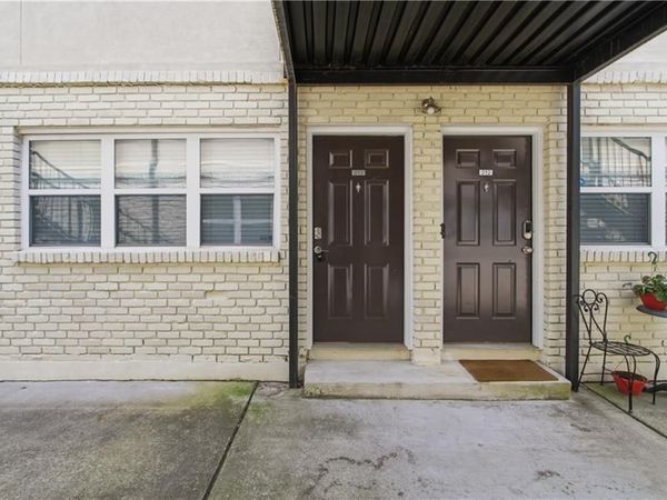 48 Peachtree Avenue NE, Unit 213, Atlanta, GA 30305