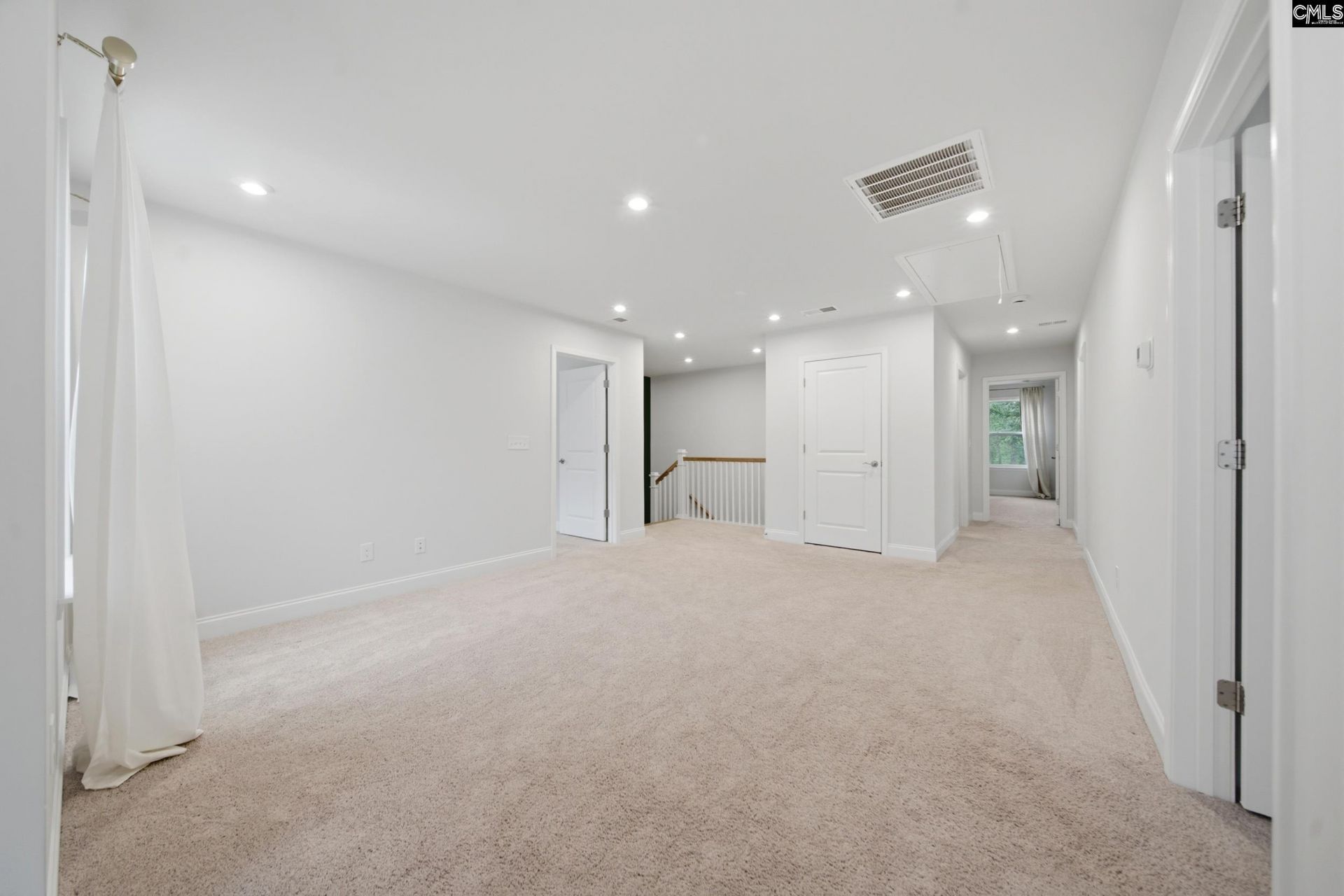 1025 Eagleston Way  Photo 18