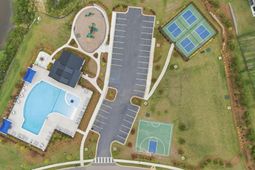 1025 Eagleston Way  photo 4