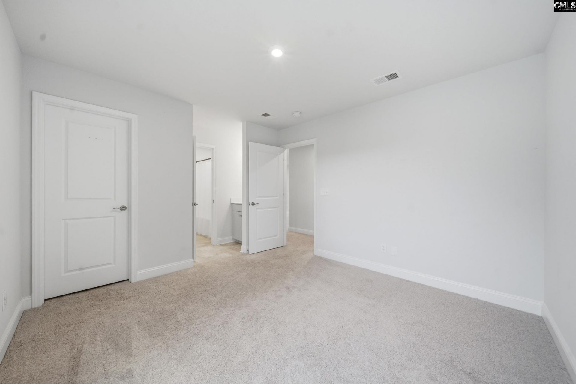 1025 Eagleston Way  Photo 29