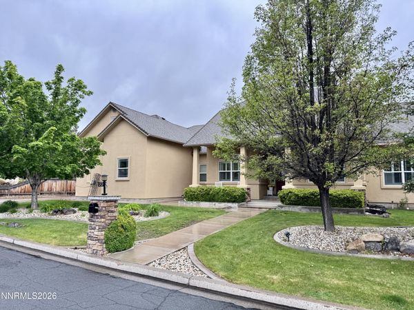 212 Riparian Way, Carson City, NV 89701