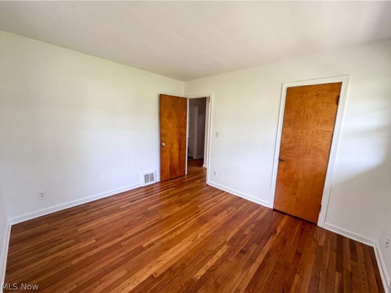 1064 Munroe Falls Kent Road, Kent, OH 44240 Photo 11