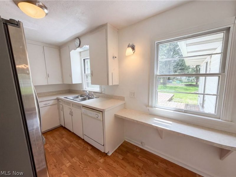 1064 Munroe Falls Kent Road, Kent, OH 44240 Photo 7