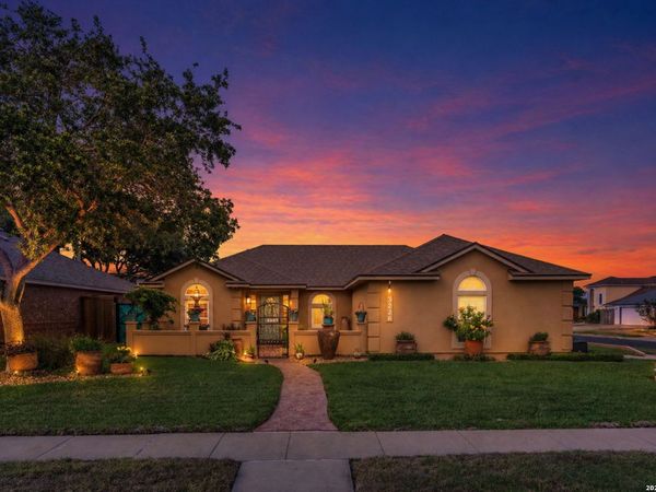 3226 MENDOCINO DR, Corpus Christi, TX 78414