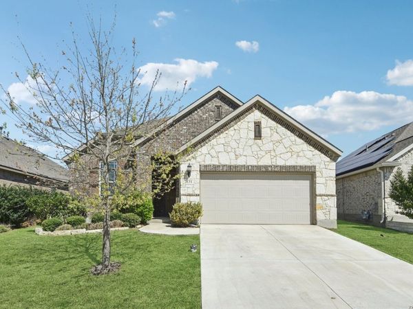 131 DOVETAIL ST, Boerne, TX 78006
