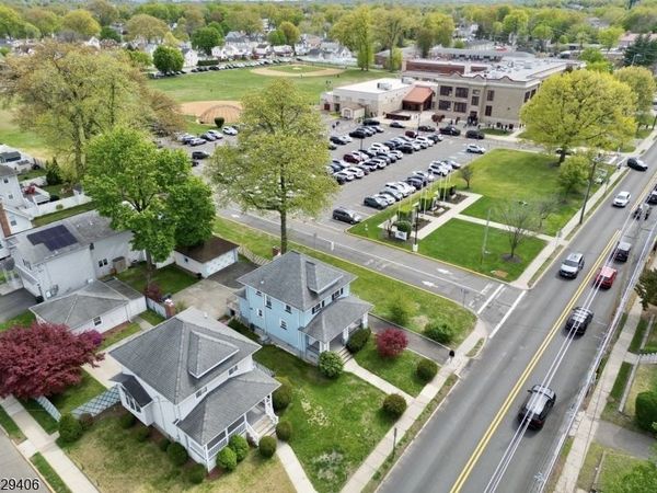 312 Rochelle Ave, Rochelle Park, NJ 07662