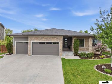 6141 S 97th Street , Lincoln, NE 68526