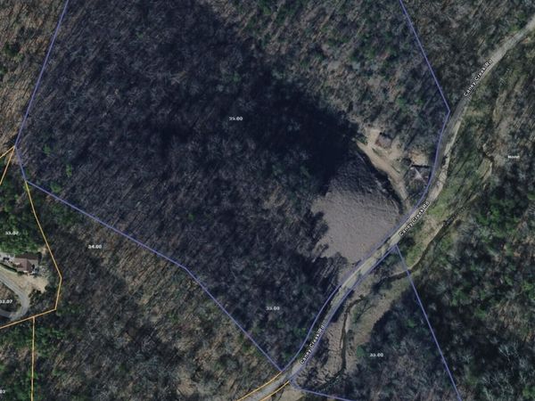 206 Caney Creek Rd, Pigeon Forge, TN 37863