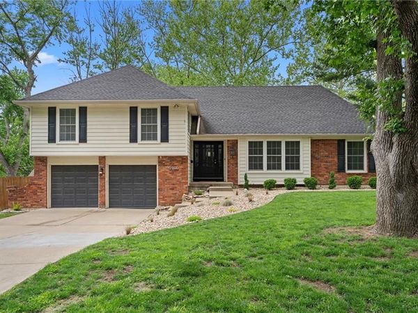 10900 Forest Avenue, Kansas City, MO 64131