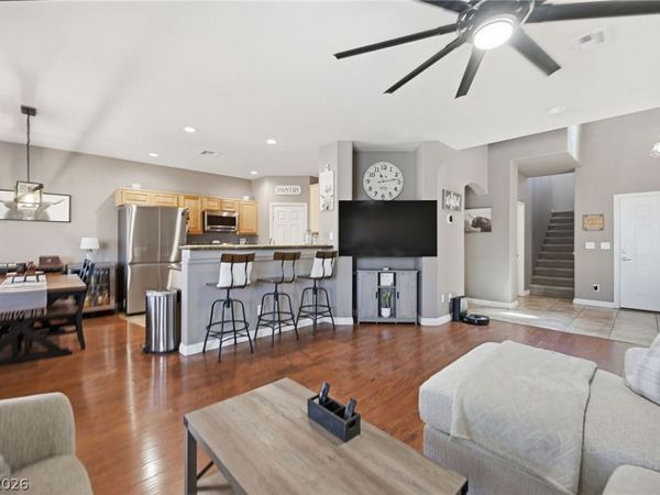 6053 Sea Cliff Cove Street, North Las Vegas, NV 89031