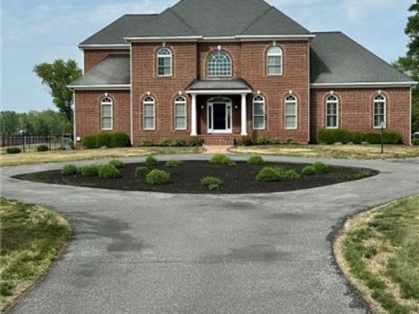1181 Caroline Street , Port Royal, VA 22535