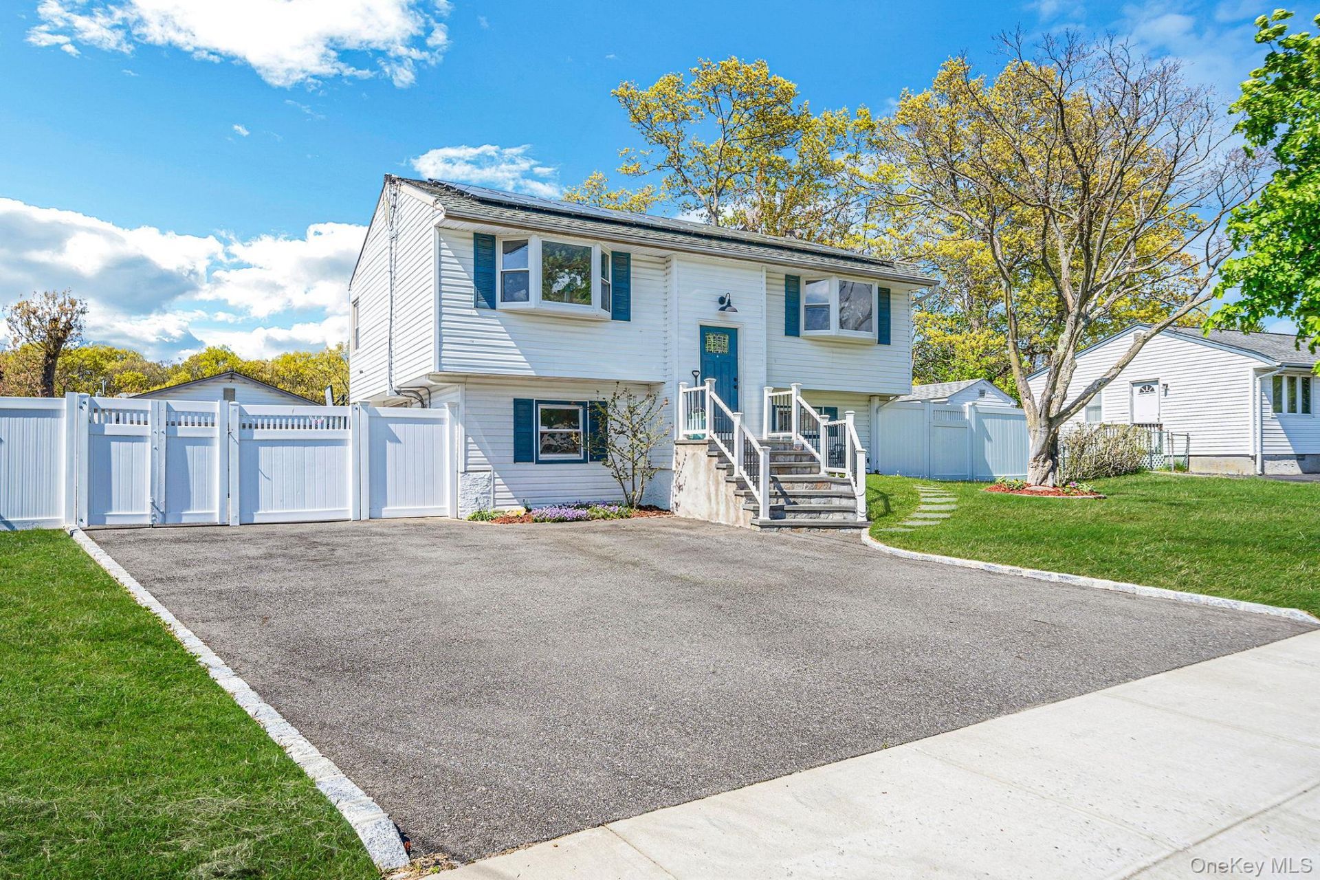 10 Charter Road  Selden, NY 11784