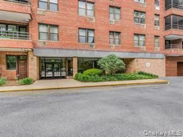 70 Barker Street , Unit 609, Mount Kisco, NY 10549