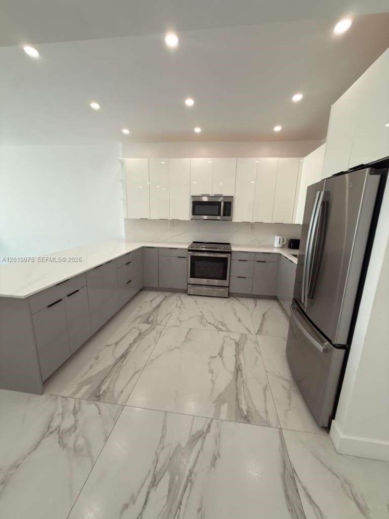 19370 Collins Ave, Unit PH-3, Sunny Isles Beach, FL 33160 Photo