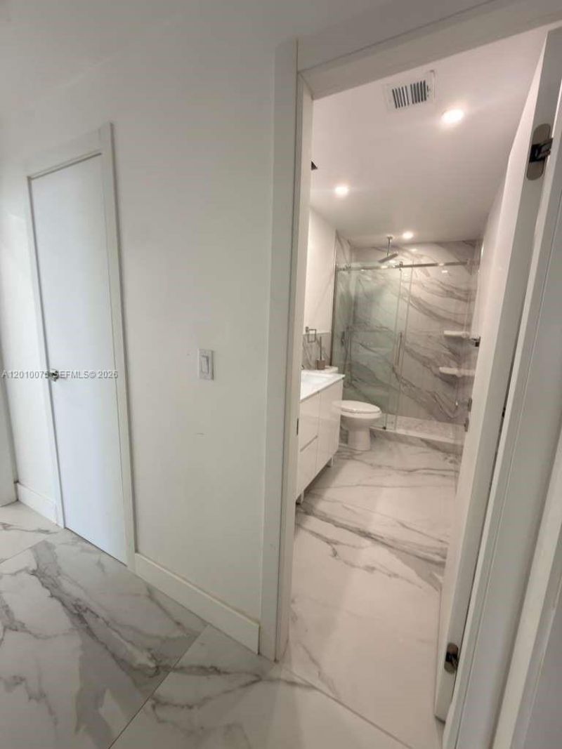 19370 Collins Ave, Unit PH-3, Sunny Isles Beach, FL 33160 Photo