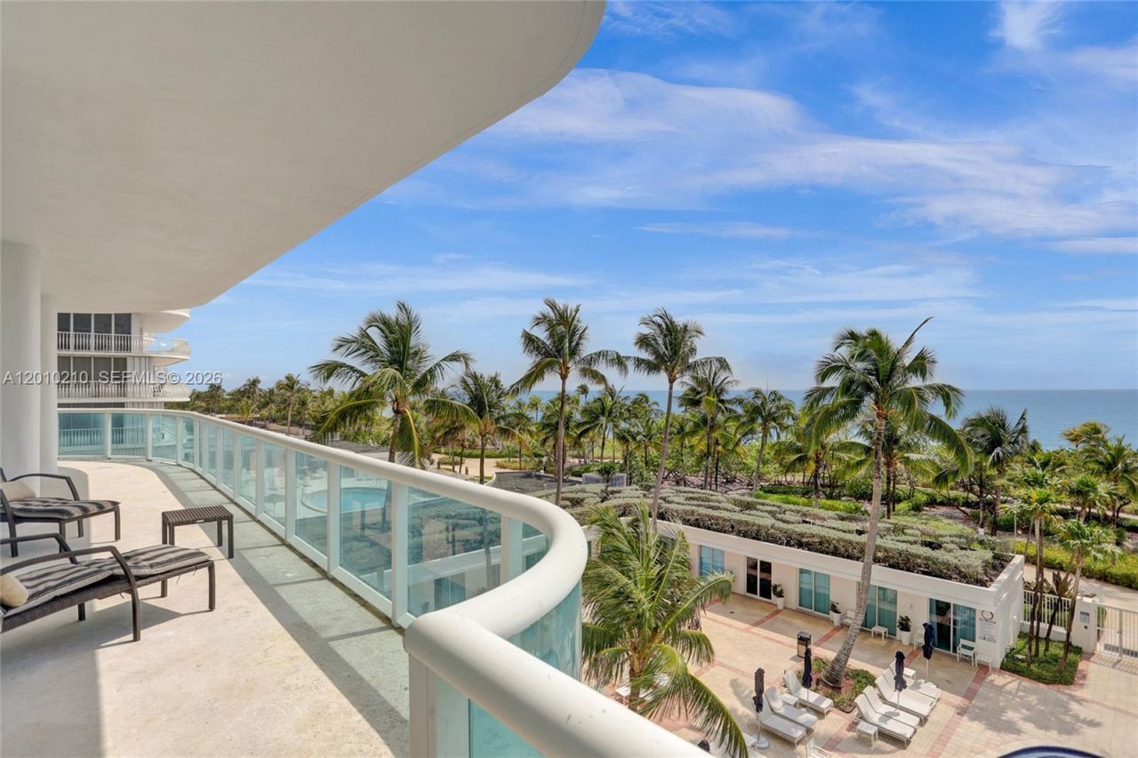 10101 Collins Ave , Unit 4E, Bal Harbour, FL 33154 Photo