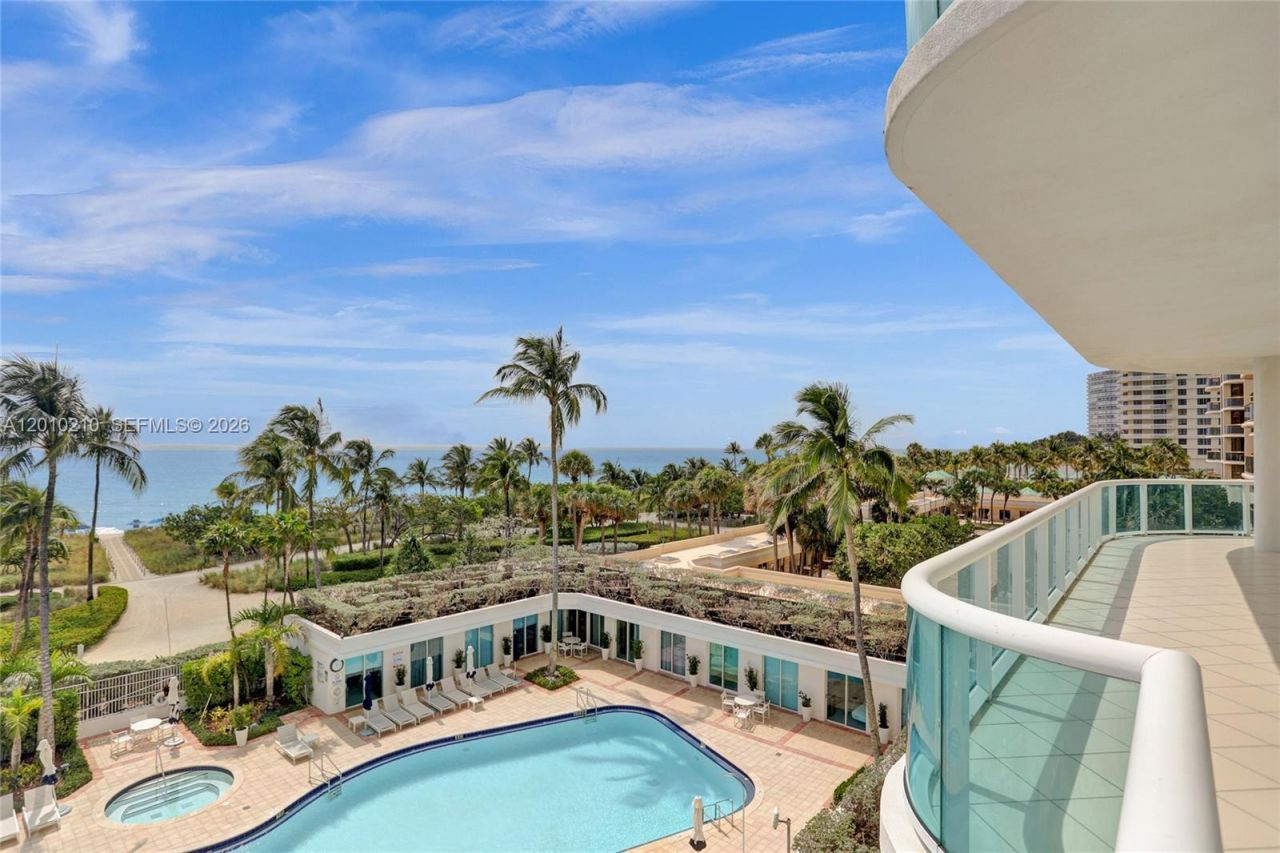 10101 Collins Ave , Unit 4E, Bal Harbour, FL 33154 Photo