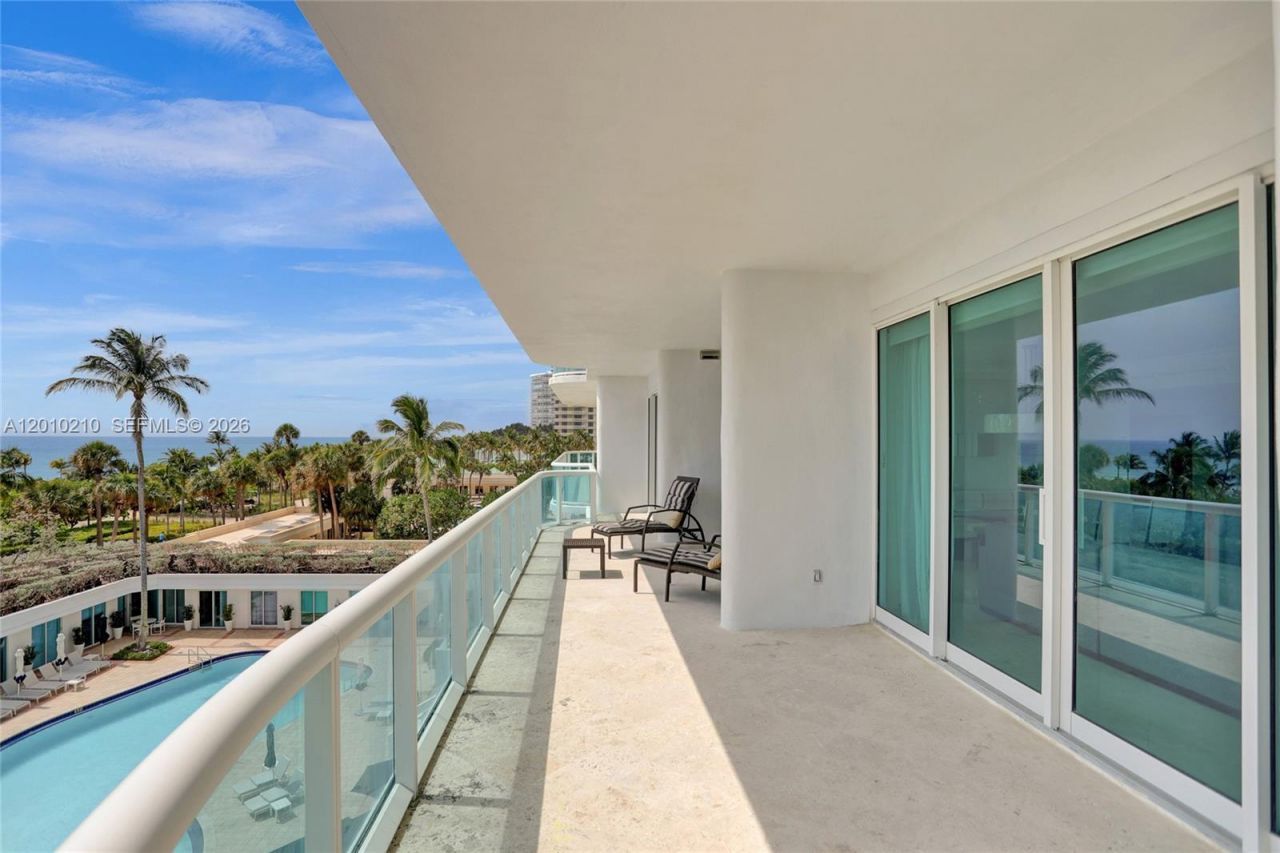 10101 Collins Ave , Unit 4E, Bal Harbour, FL 33154 Photo