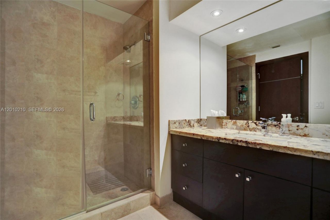 10101 Collins Ave , Unit 4E, Bal Harbour, FL 33154 Photo