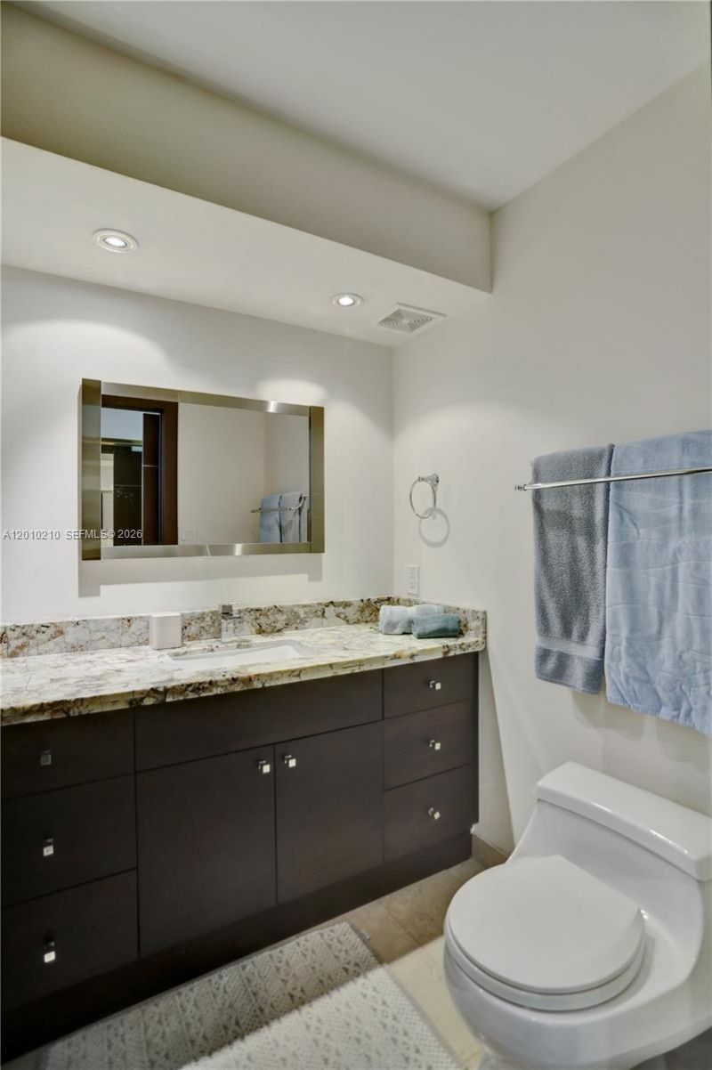 10101 Collins Ave , Unit 4E, Bal Harbour, FL 33154 Photo