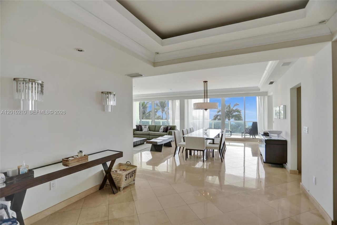 10101 Collins Ave , Unit 4E, Bal Harbour, FL 33154 Photo
