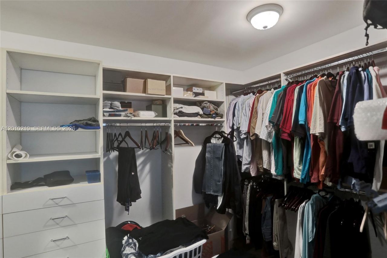 10101 Collins Ave , Unit 4E, Bal Harbour, FL 33154 Photo