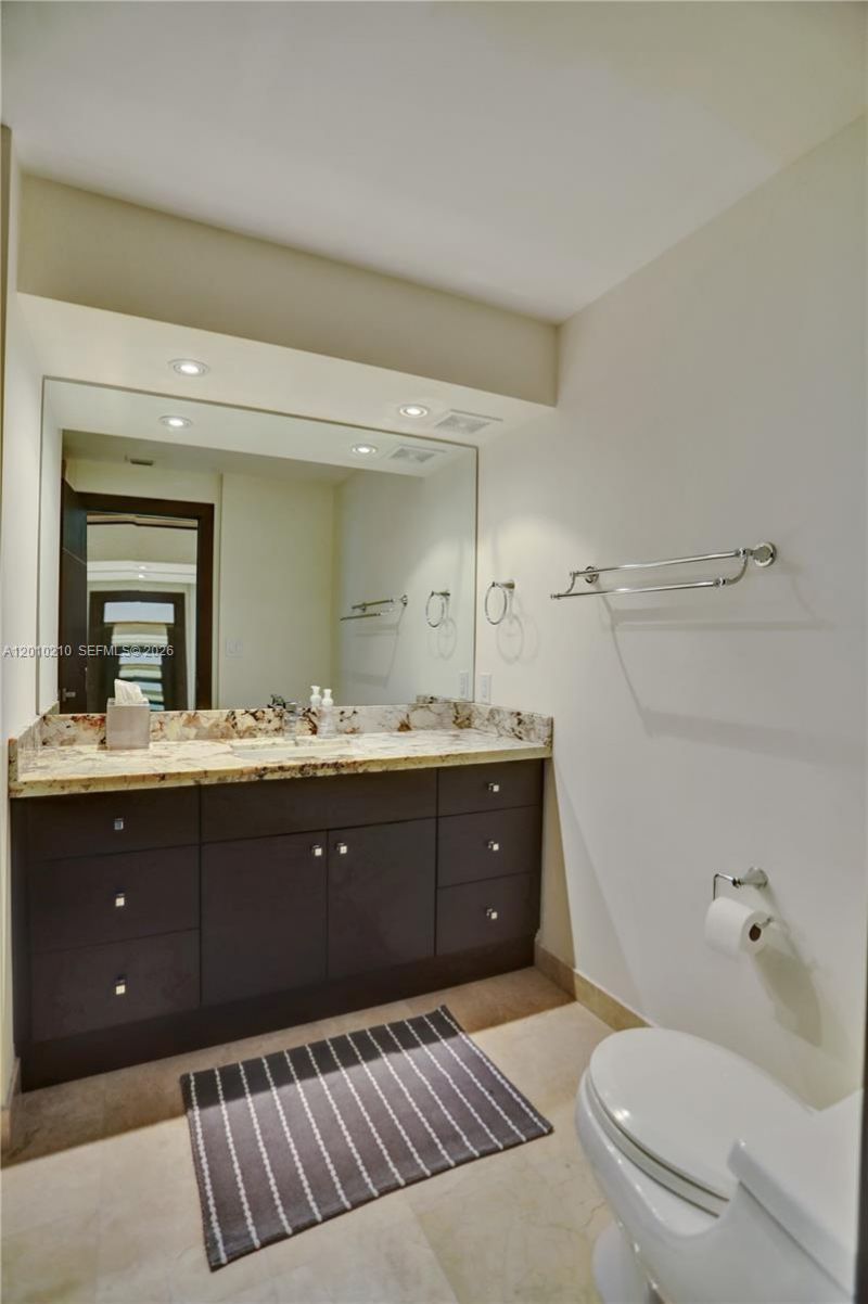10101 Collins Ave , Unit 4E, Bal Harbour, FL 33154 Photo