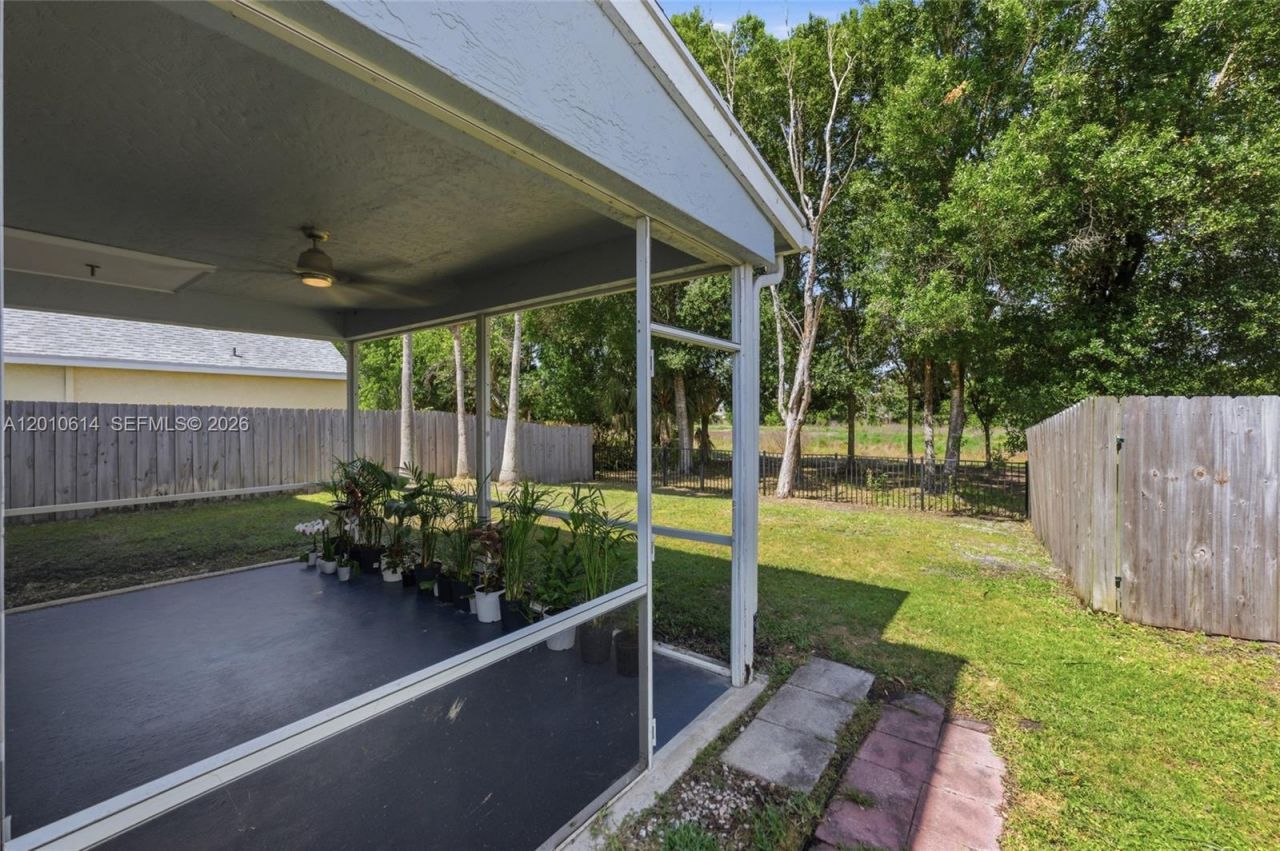 3117 SW Solitaire Palm Dr, Palm City, FL 34990 Photo