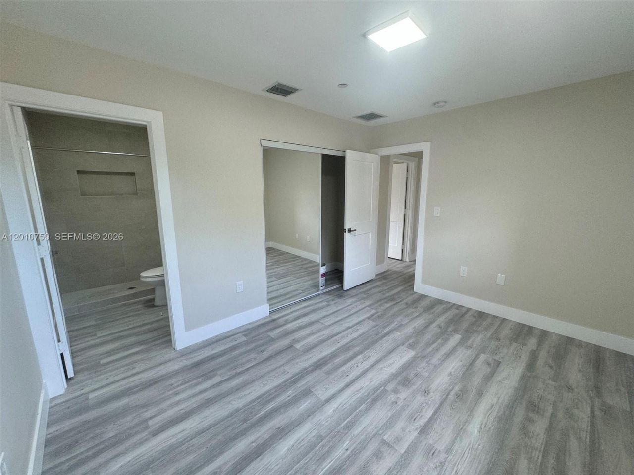 205 NW 159th St , Miami, FL 33169 Photo