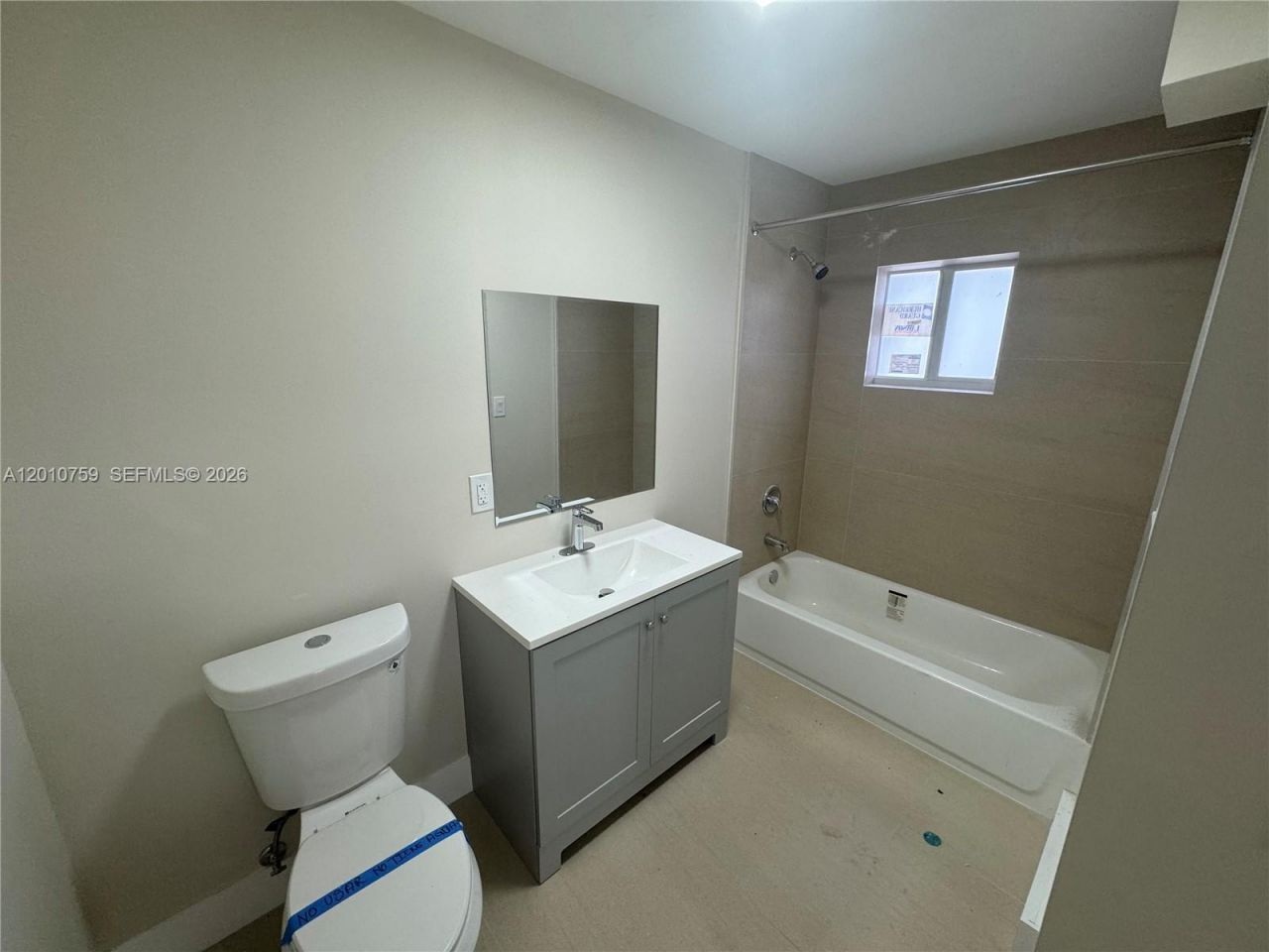 205 NW 159th St , Miami, FL 33169 Photo