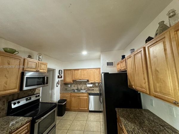 965 NE 146th St, Unit B, North Miami, FL 33161