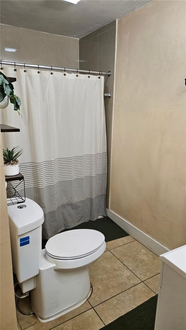 965 NE 146th St, Unit B, North Miami, FL 33161 Photo
