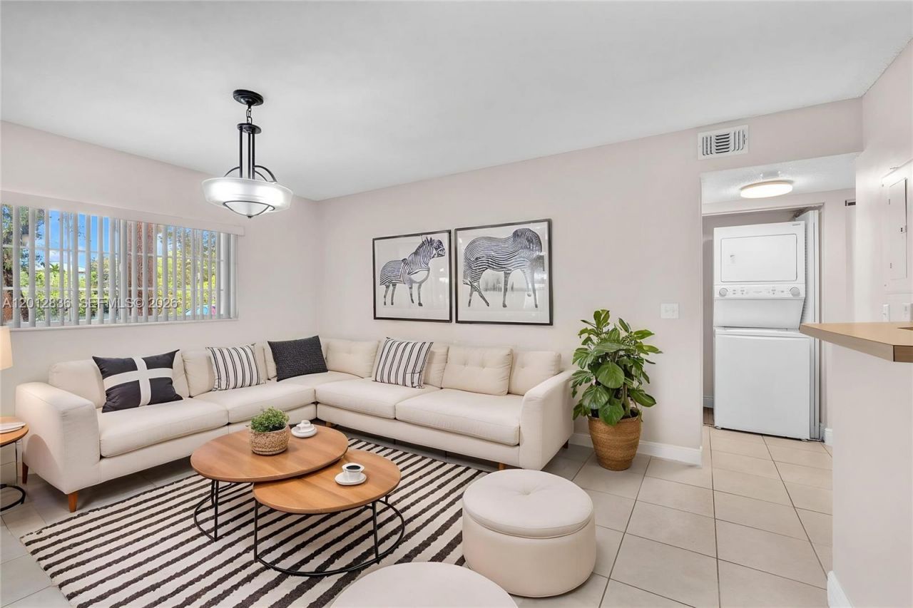 3690 N 56th Ave, Unit 903, Hollywood, FL 33021 Photo