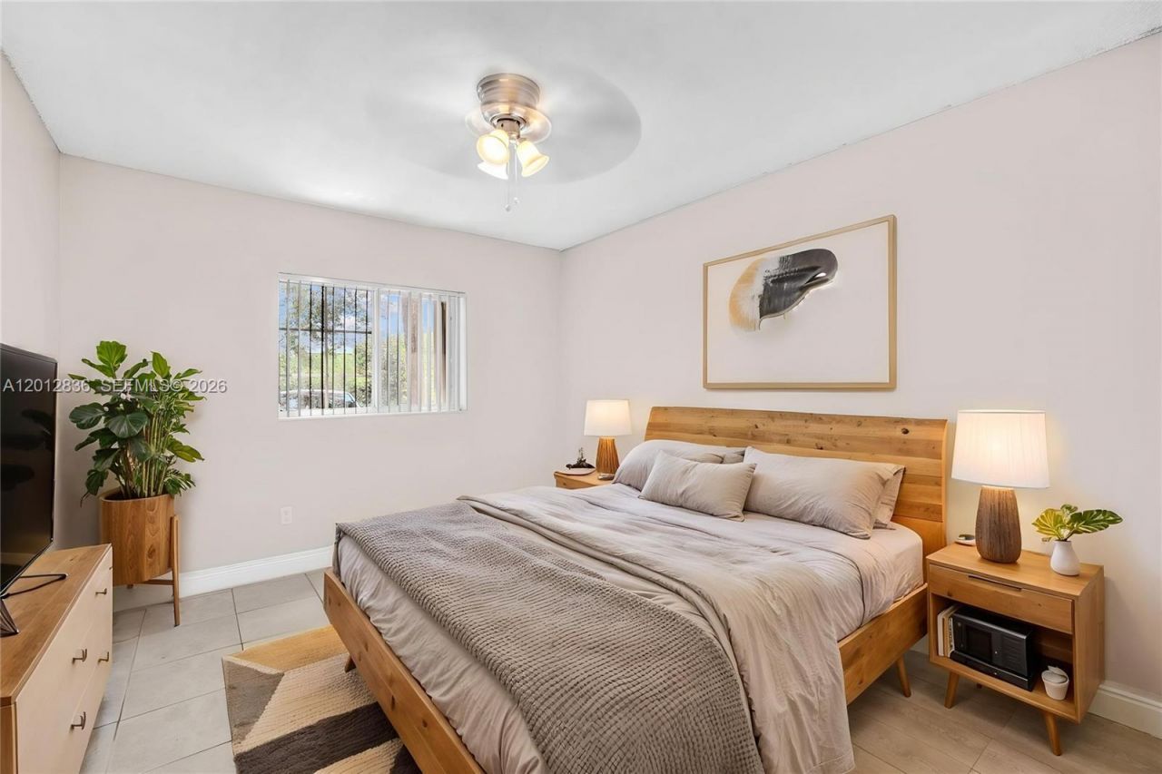 3690 N 56th Ave, Unit 903, Hollywood, FL 33021 Photo