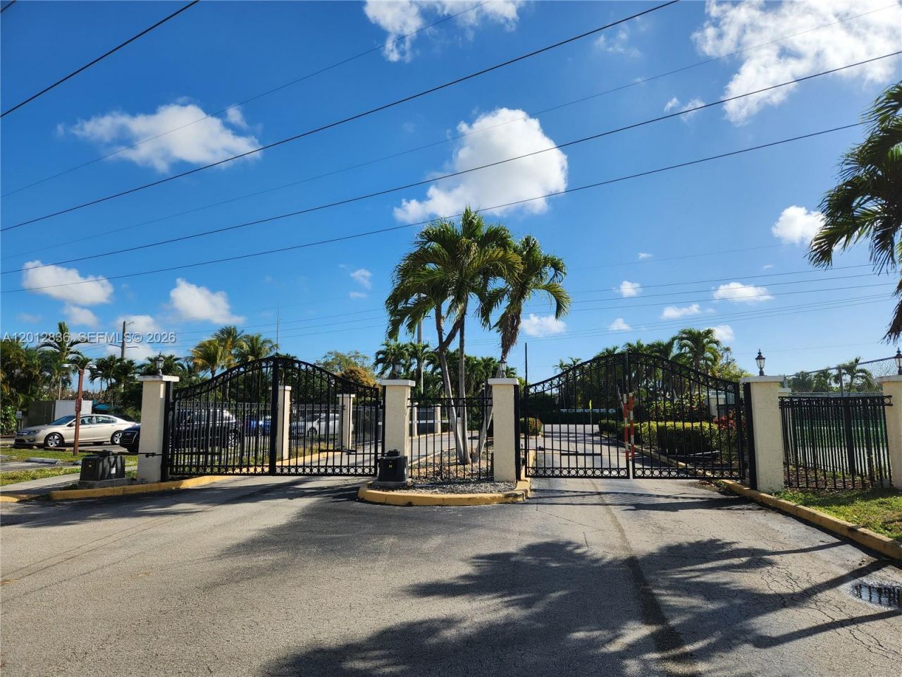 3690 N 56th Ave, Unit 903, Hollywood, FL 33021 Photo