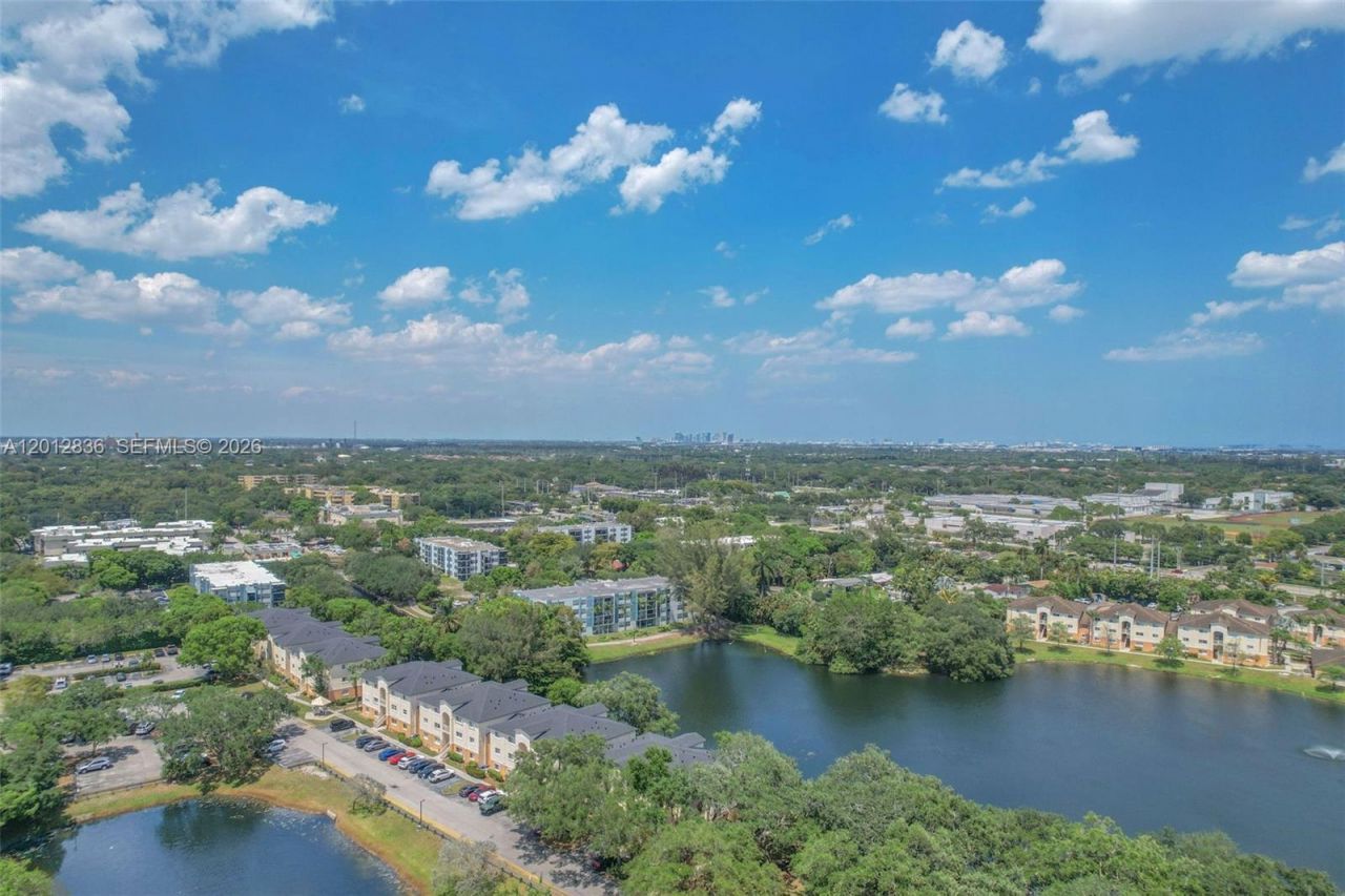 3690 N 56th Ave, Unit 903, Hollywood, FL 33021 Photo