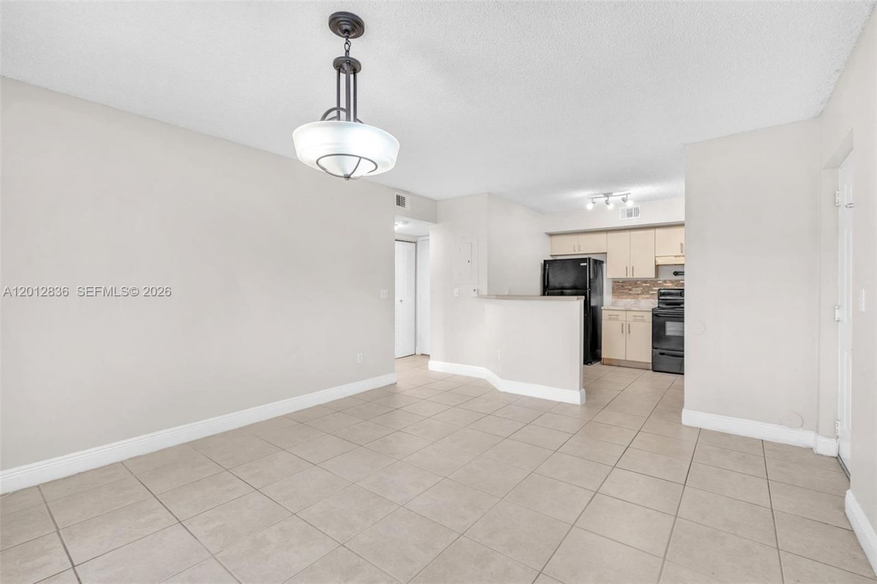 3690 N 56th Ave, Unit 903, Hollywood, FL 33021 Photo
